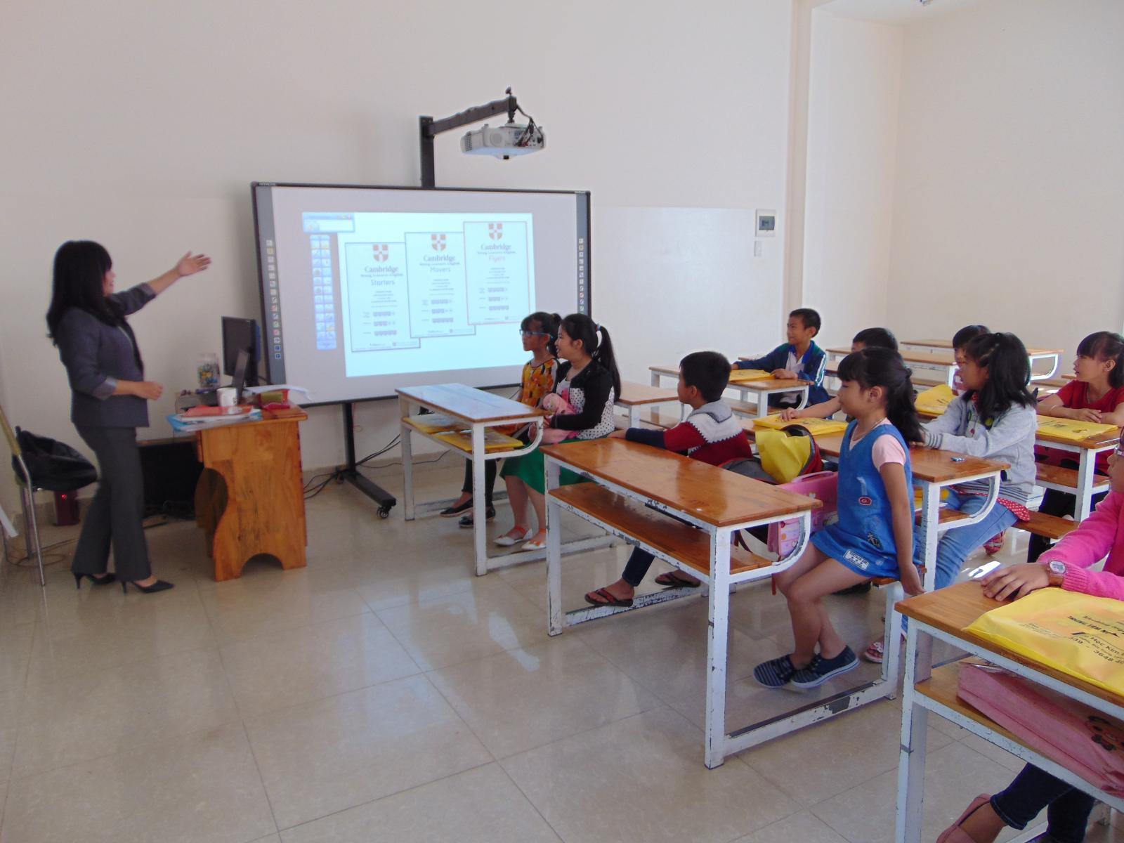 Đi học thôi                                </a>
                            </div>
                            <div class=